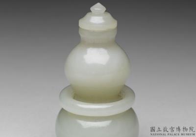 图片[2]-Jade gourd-shaped snuff bottle with a attached ring, Qing dynasty , 18th century-China Archive